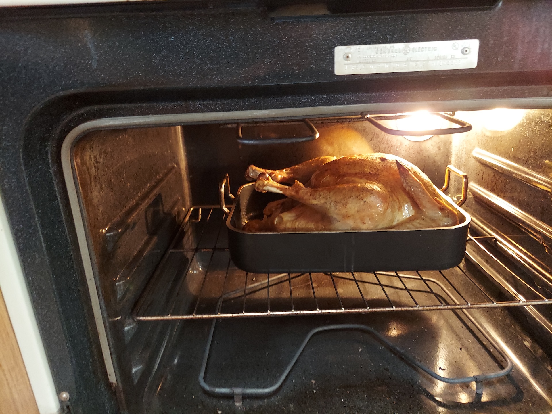 A short written description about the image. Good for accessibility, AL machine learning and search engine optimisation.